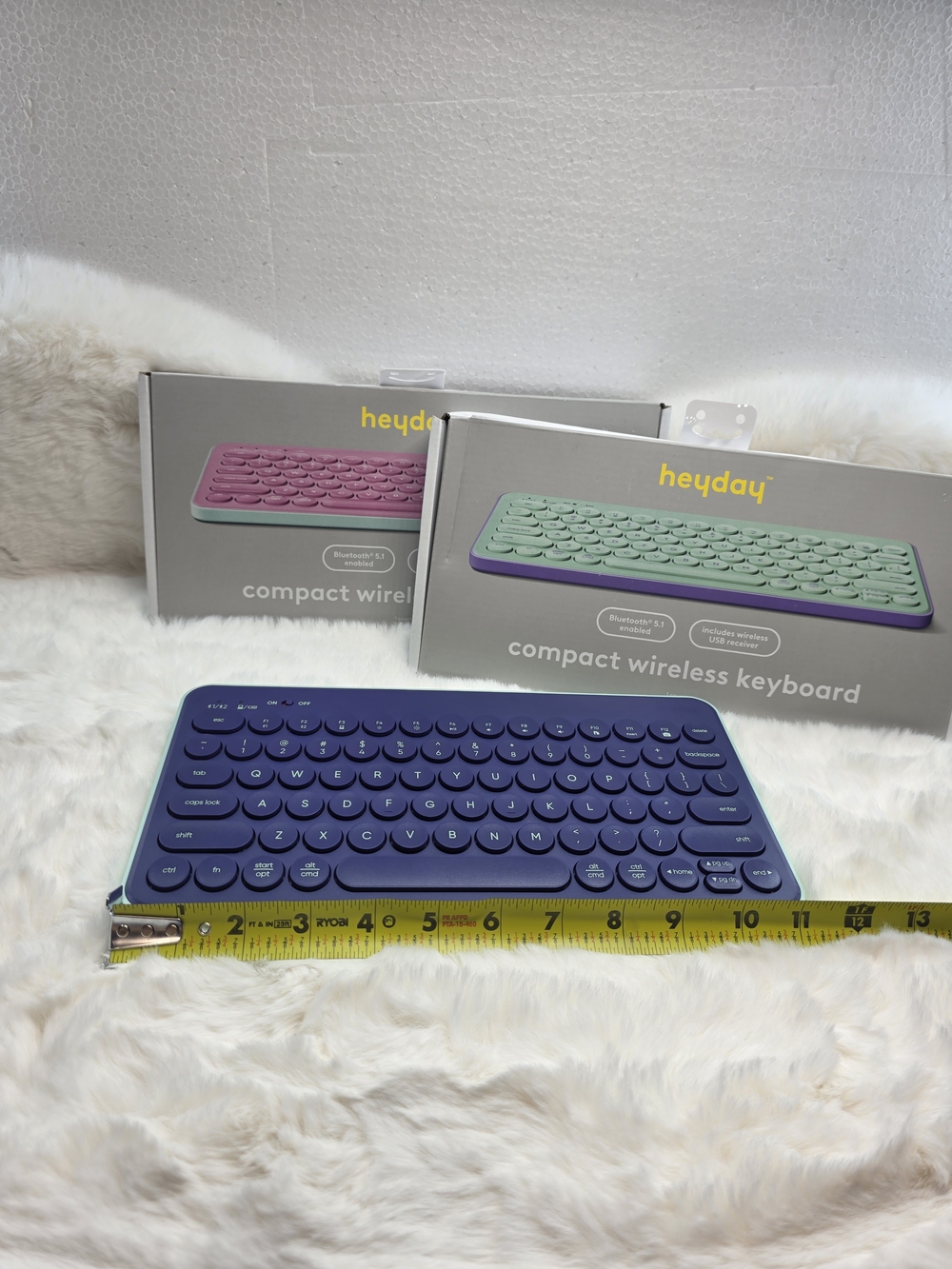 heyday Compact Wireless Keyboard - Picture 3 of 6